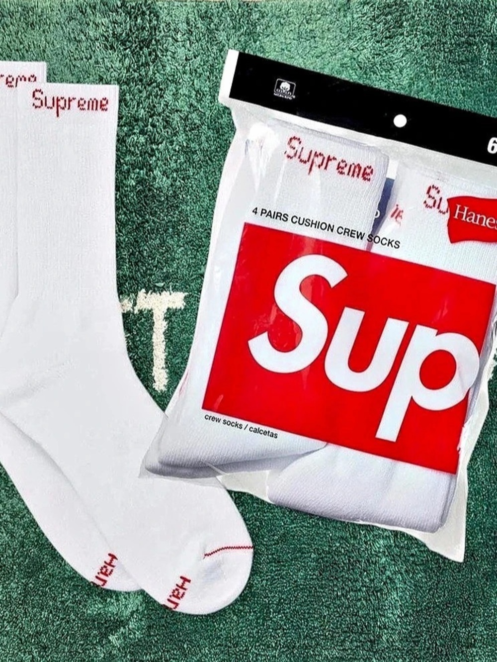 Supreme Crew Socks White NWT
